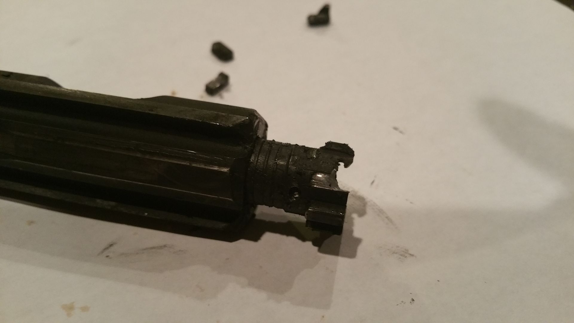 Stuck bolt. STUCK **UPDATE in 1st post** It's OUT!